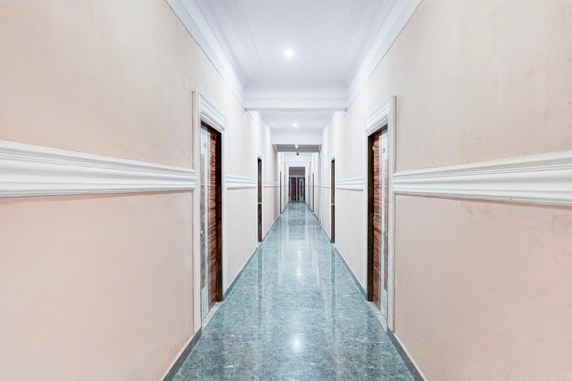 Collection O Shandilya Grand Residency Grander Noida Exterior foto