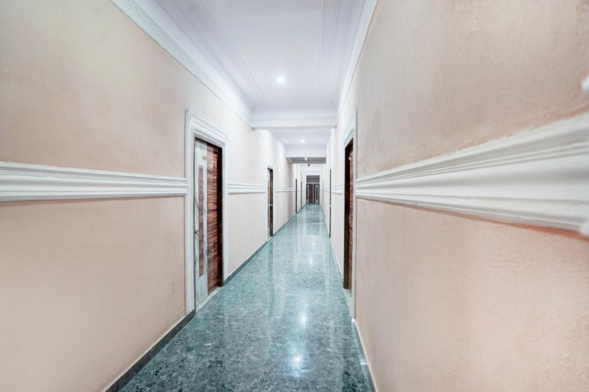 Collection O Shandilya Grand Residency Grander Noida Exterior foto